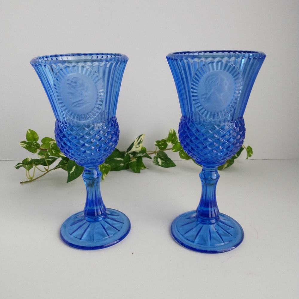 Fostoria VTG AVON Tall Glass  George & Martha Washington